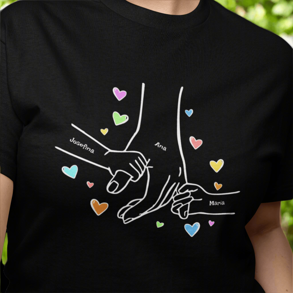 🤲❤️ La mano de Mamá y sus hijos - Remera personalizada con los nombres🌟
